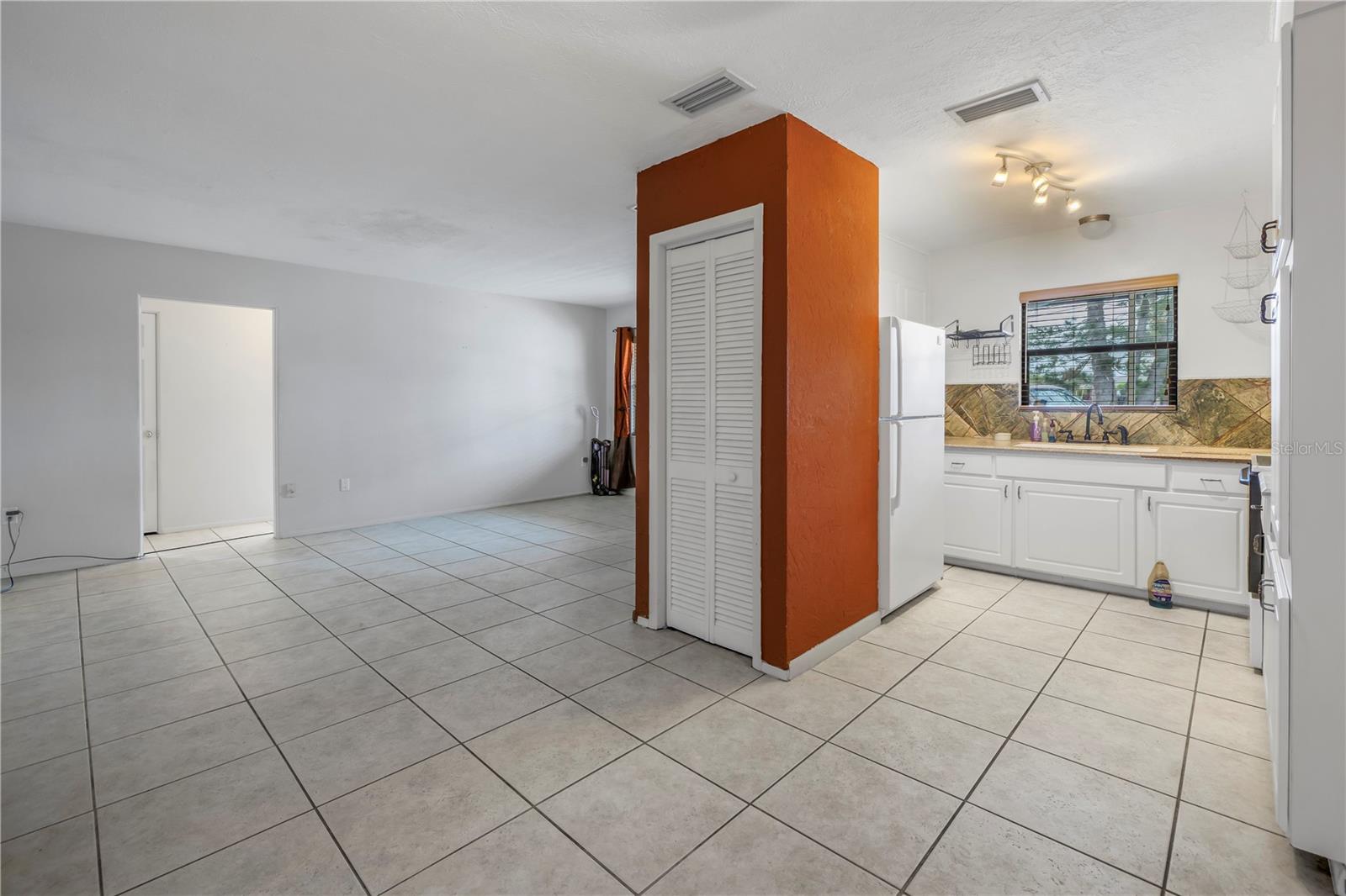 5659 SAINT LOUIS AVE, SARASOTA, FL, 34233