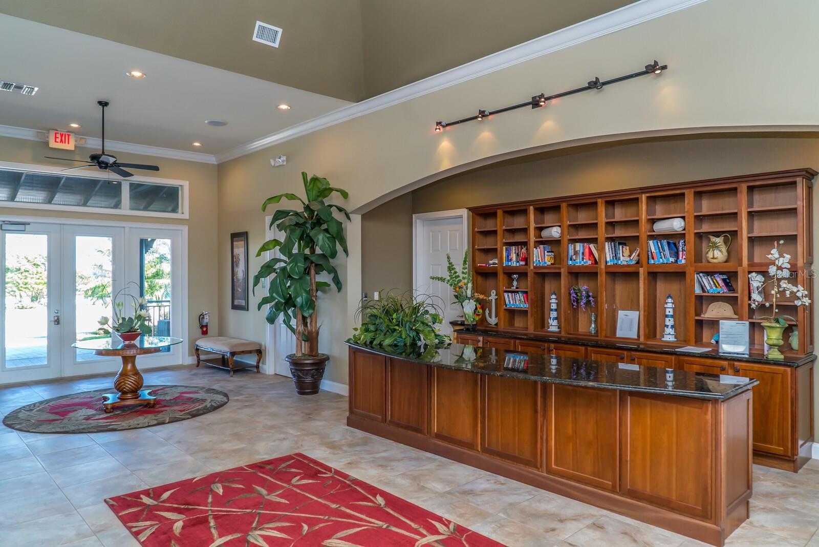 5203 LAKE OVERLOOK AVE, BRADENTON, FL, 34208