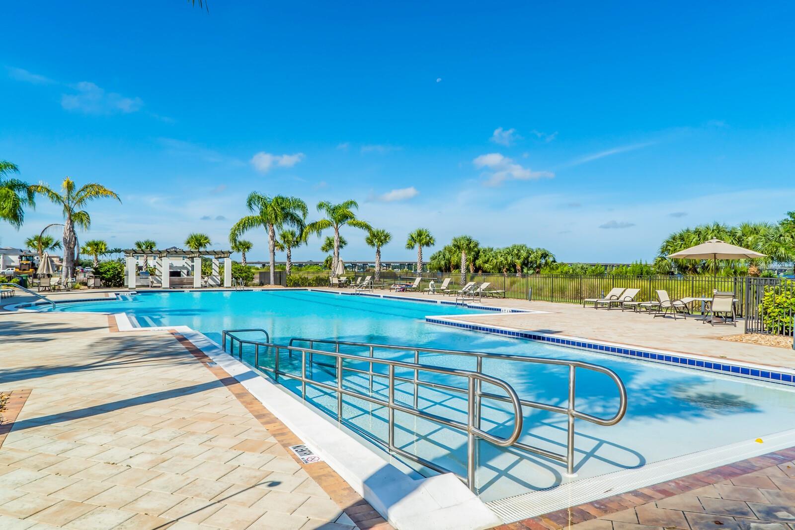 5203 LAKE OVERLOOK AVE, BRADENTON, FL, 34208