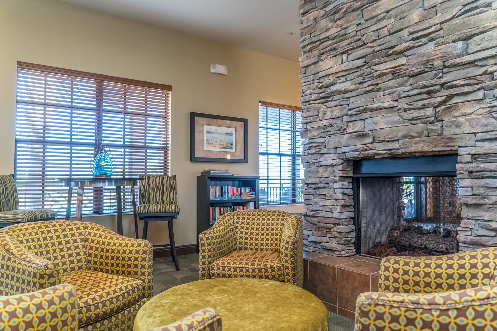 5203 LAKE OVERLOOK AVE, BRADENTON, FL, 34208