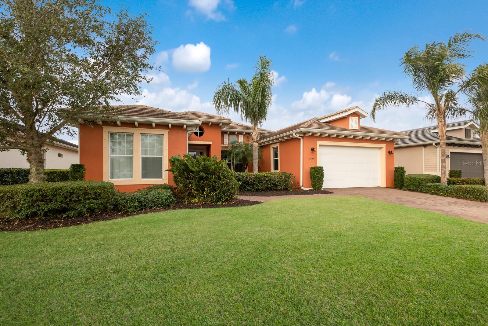 5203 LAKE OVERLOOK AVE, BRADENTON, FL, 34208