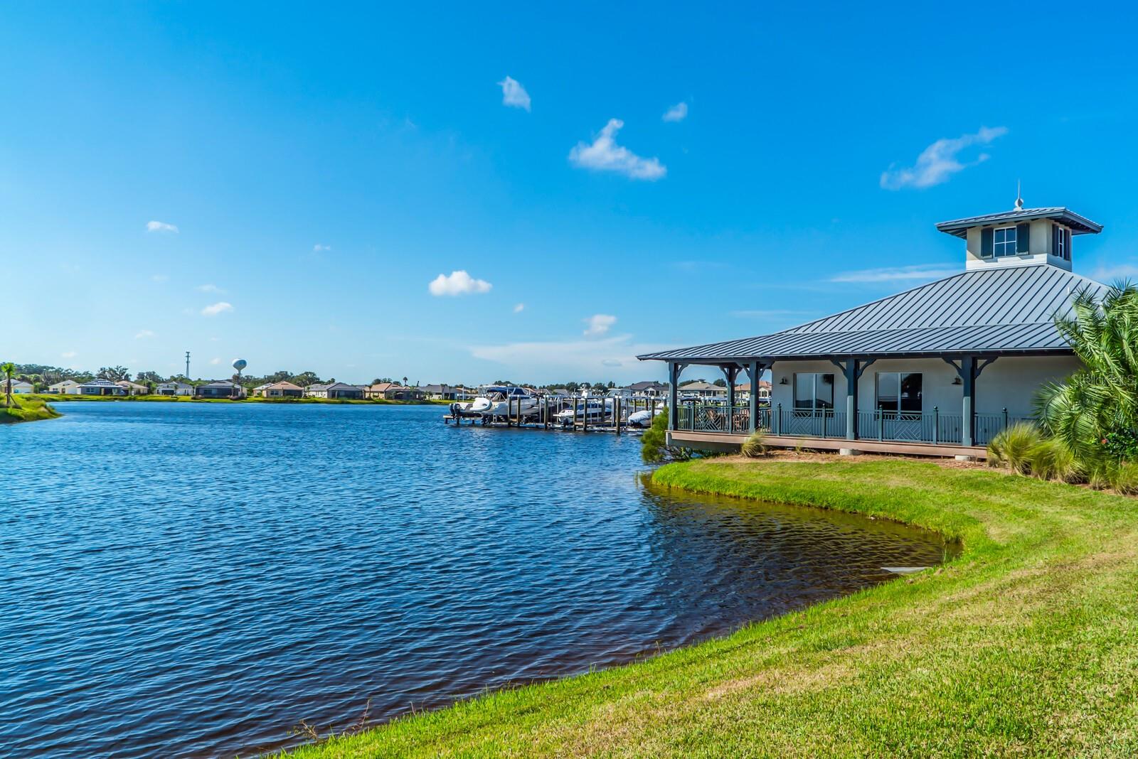 5203 LAKE OVERLOOK AVE, BRADENTON, FL, 34208