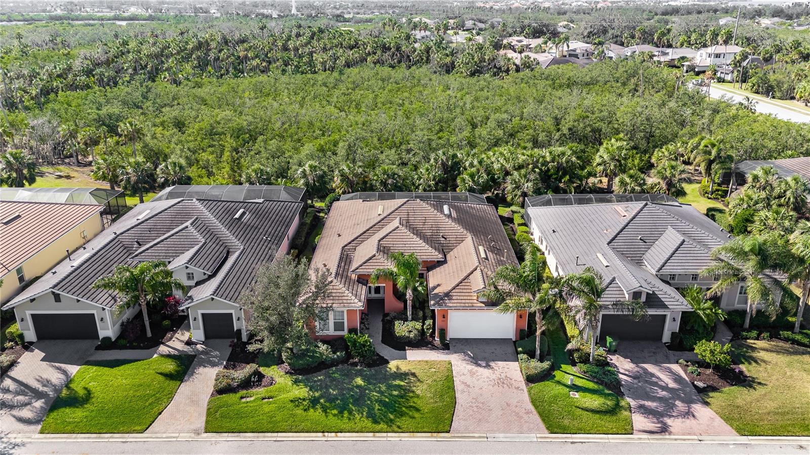 5203 LAKE OVERLOOK AVE, BRADENTON, FL, 34208