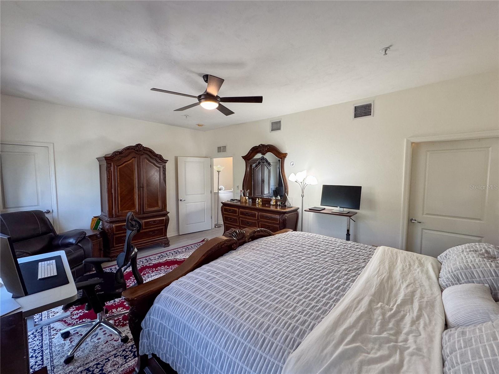 20 SW 6TH ST #212, GAINESVILLE, FL, 32601