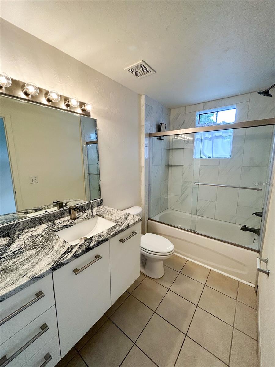 20 SW 6TH ST #212, GAINESVILLE, FL, 32601
