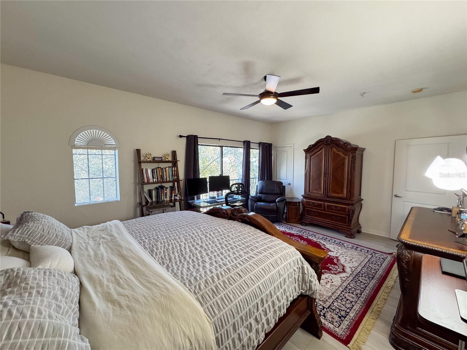 20 SW 6TH ST #212, GAINESVILLE, FL, 32601