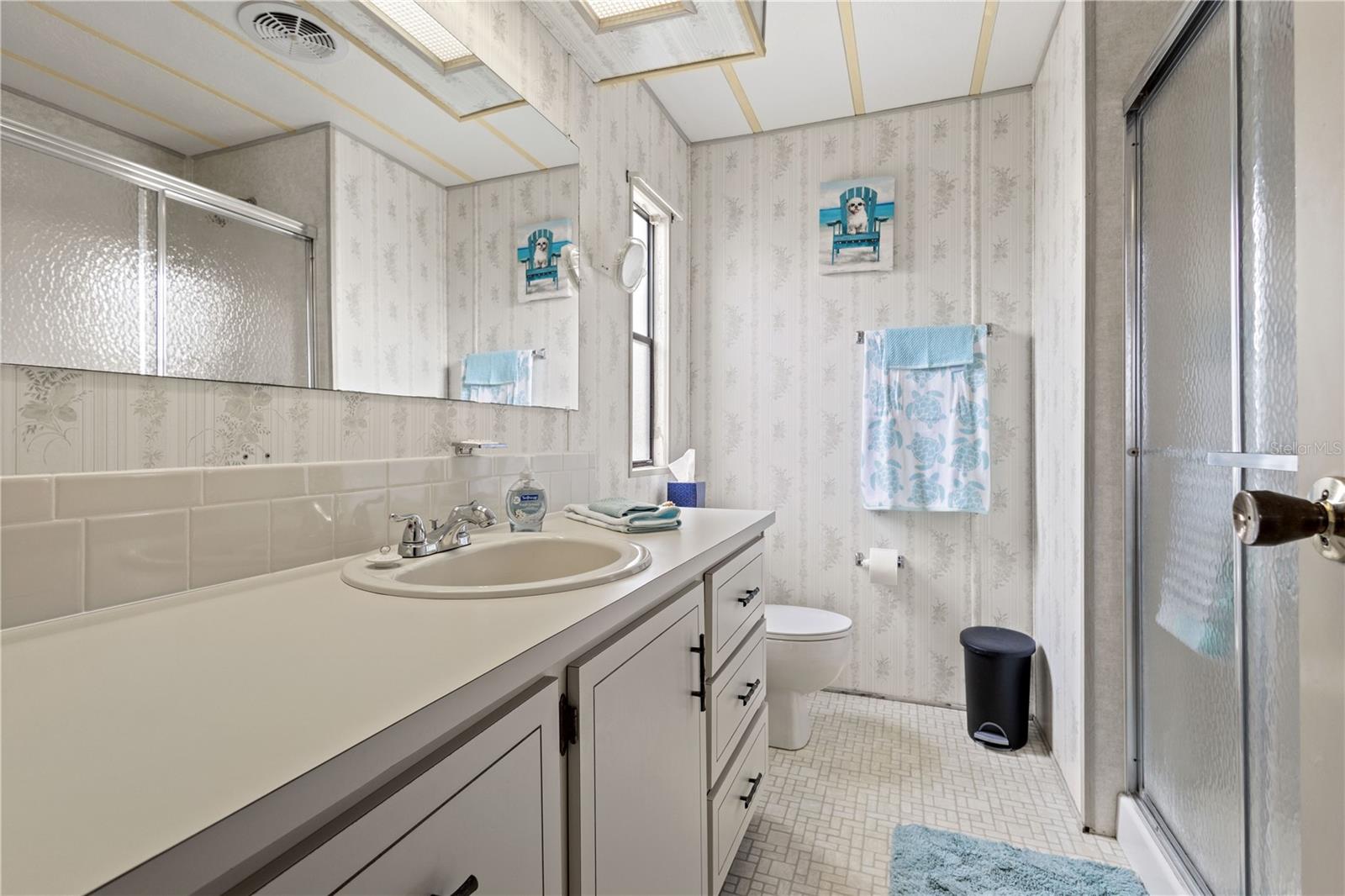 C7503592 Property Photo