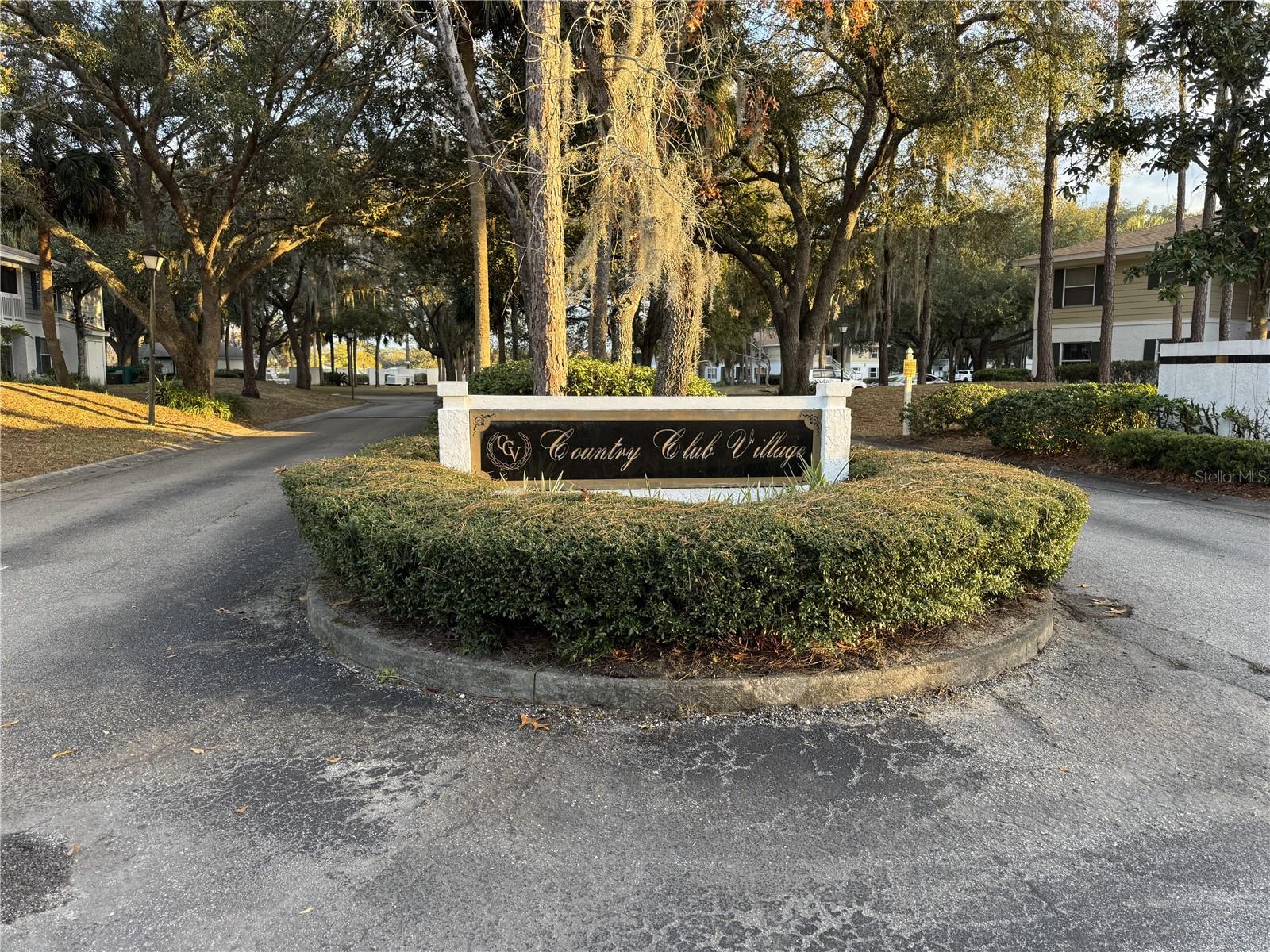 8210 FAIRWAYS CIR #B201, OCALA, FL, 34472