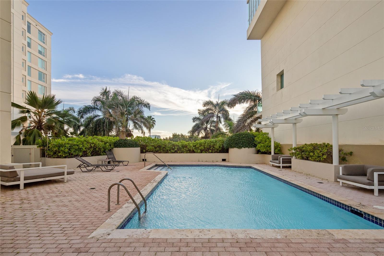 PR9111132 Property Photo