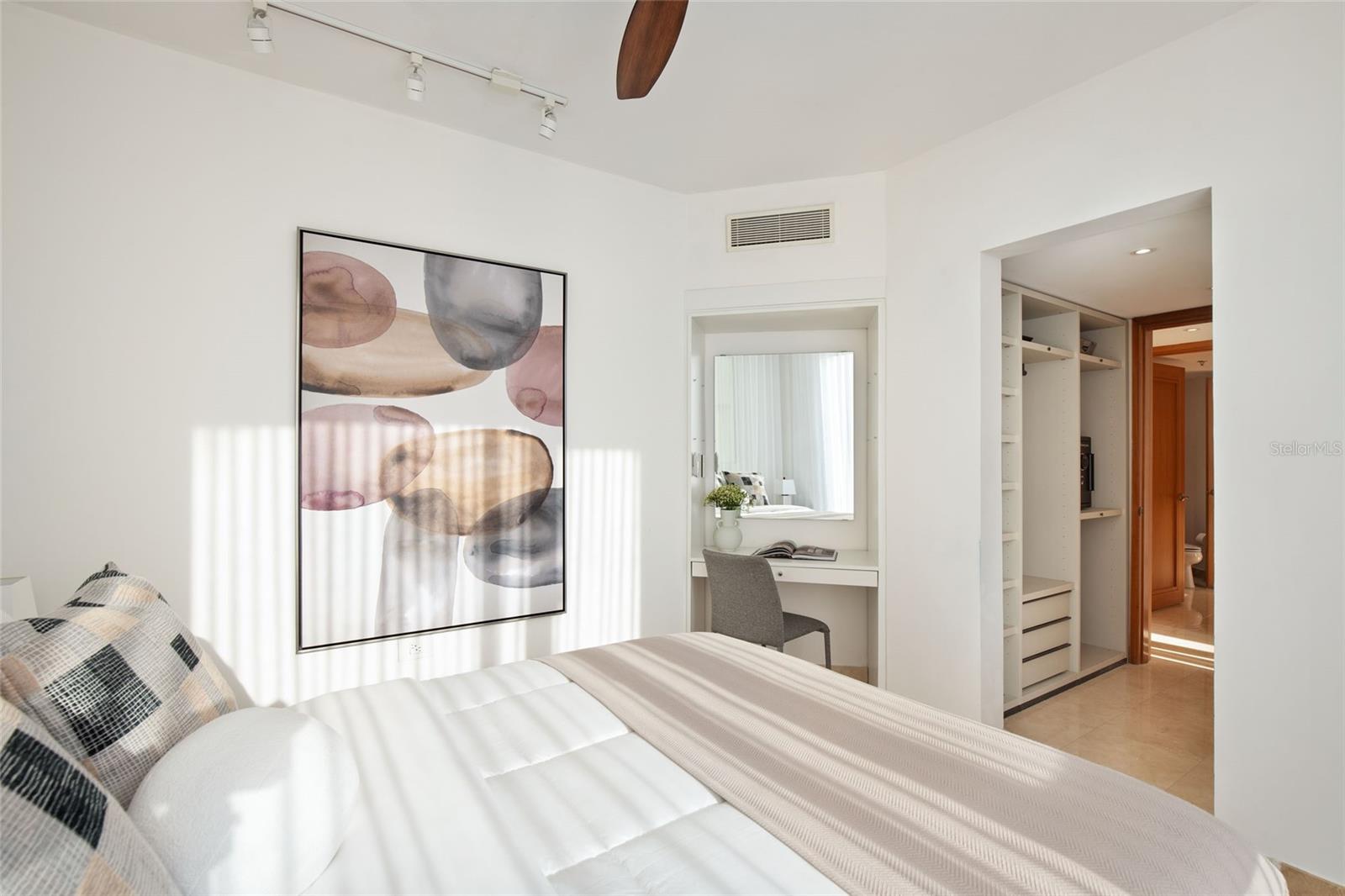 PR9111132 Property Photo