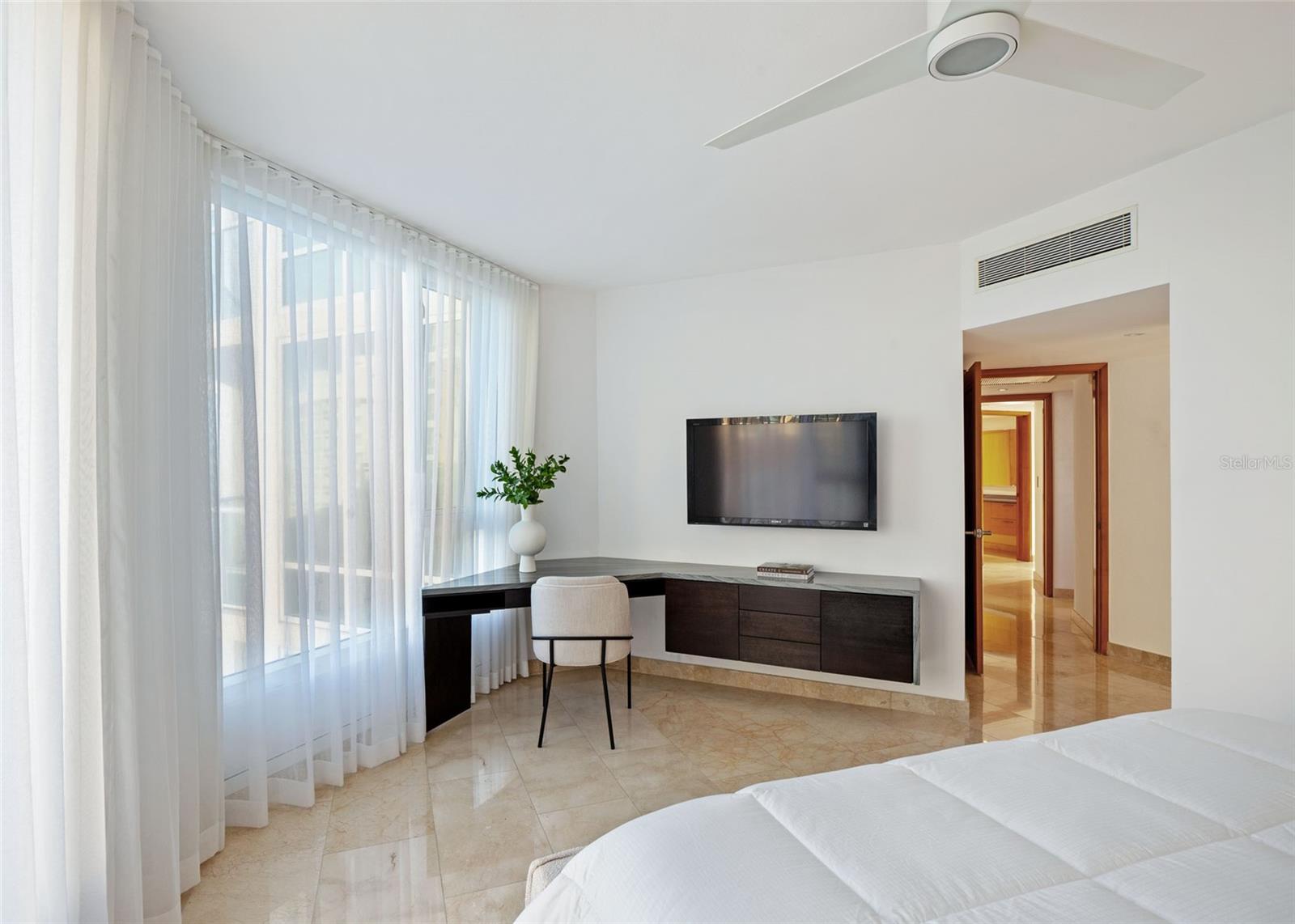 PR9111132 Property Photo