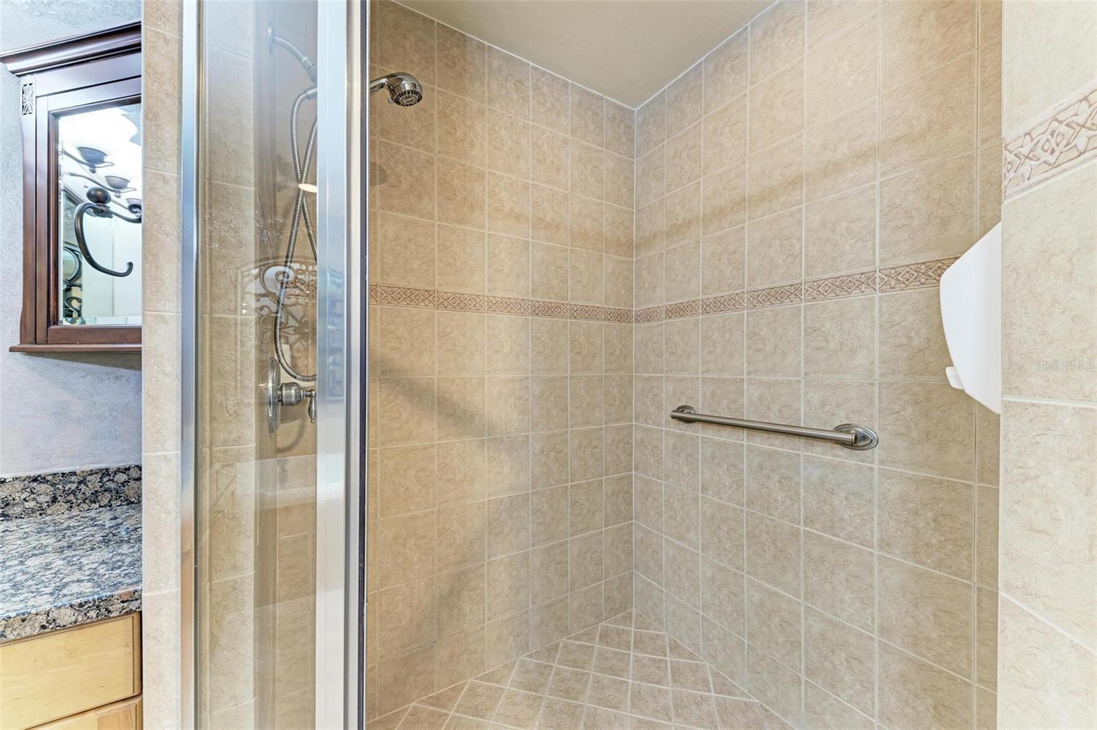 87 VIVANTE BLVD #403, PUNTA GORDA, FL, 33950