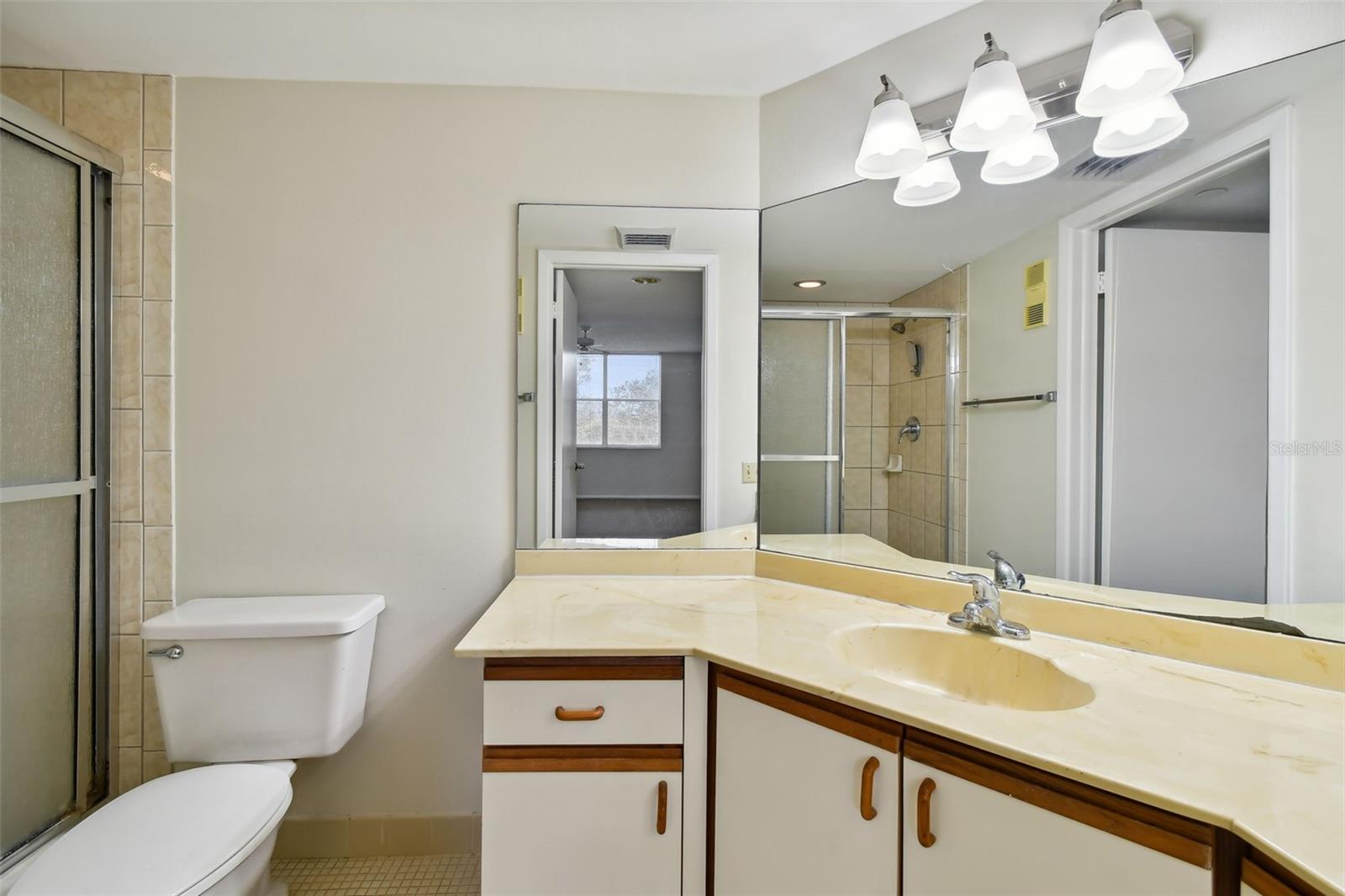 2333 FEATHER SOUND DR #E201, CLEARWATER, FL, 33762