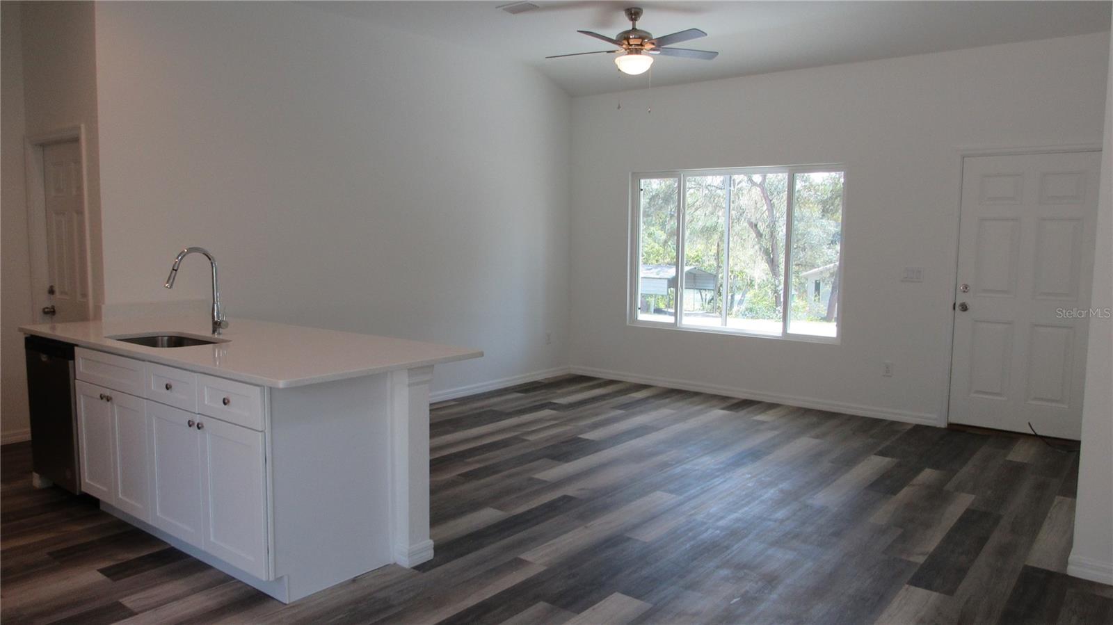 13099 NE 7 LOOP, SILVER SPRINGS, FL, 34488