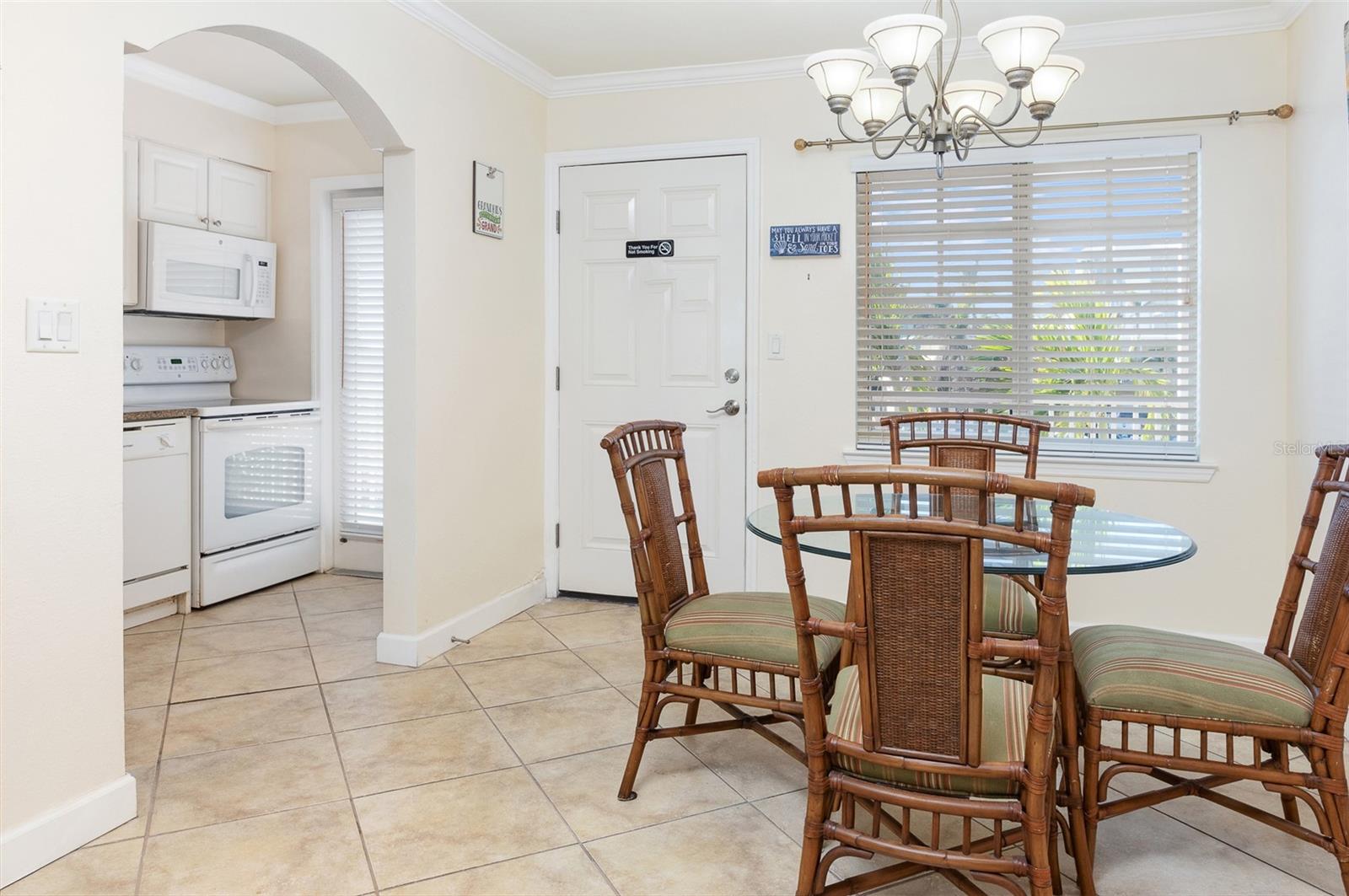 19417 GULF BLVD #E201, INDIAN ROCKS BEACH, FL, 33785