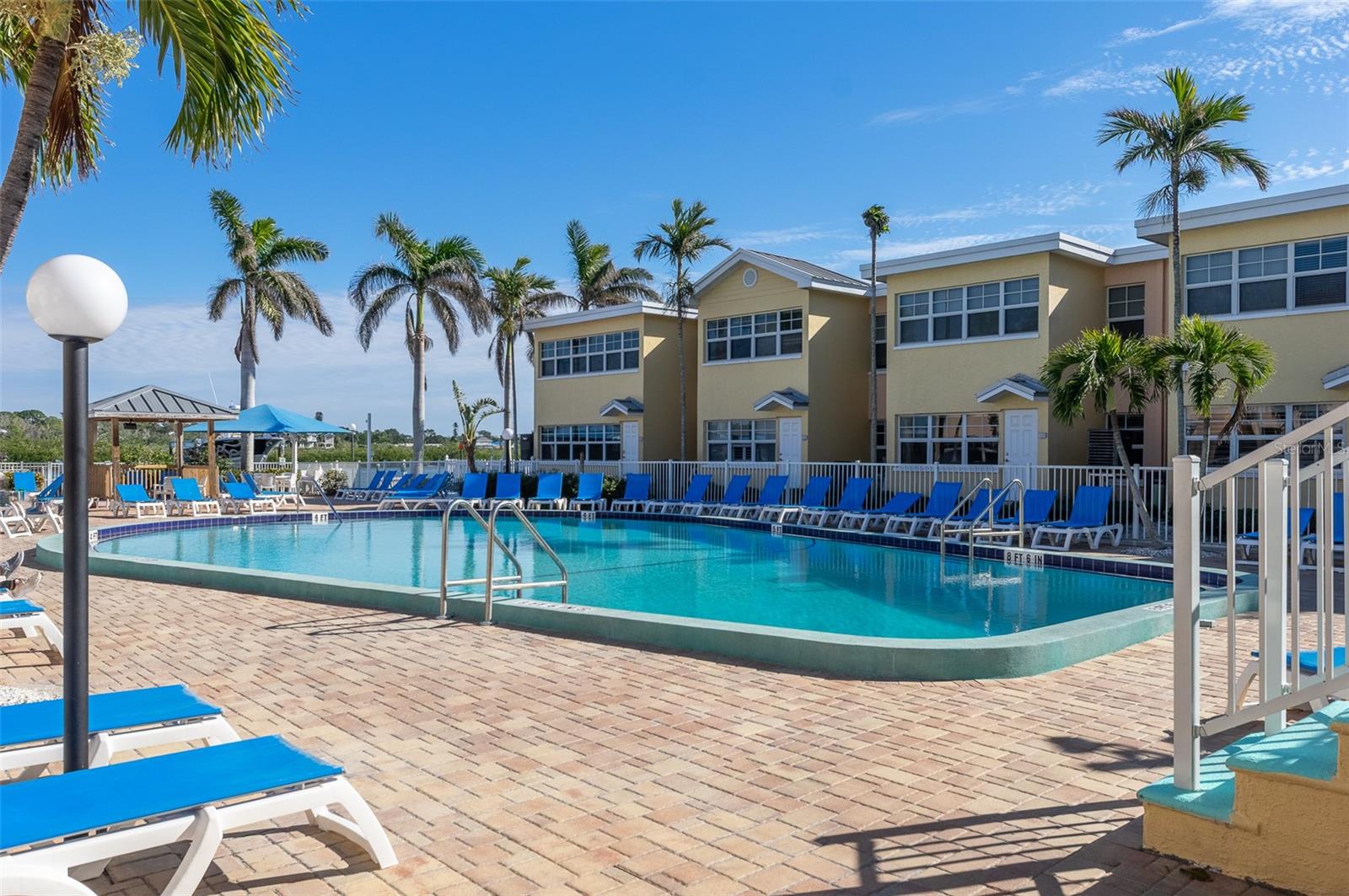 19417 GULF BLVD #E201, INDIAN ROCKS BEACH, FL, 33785