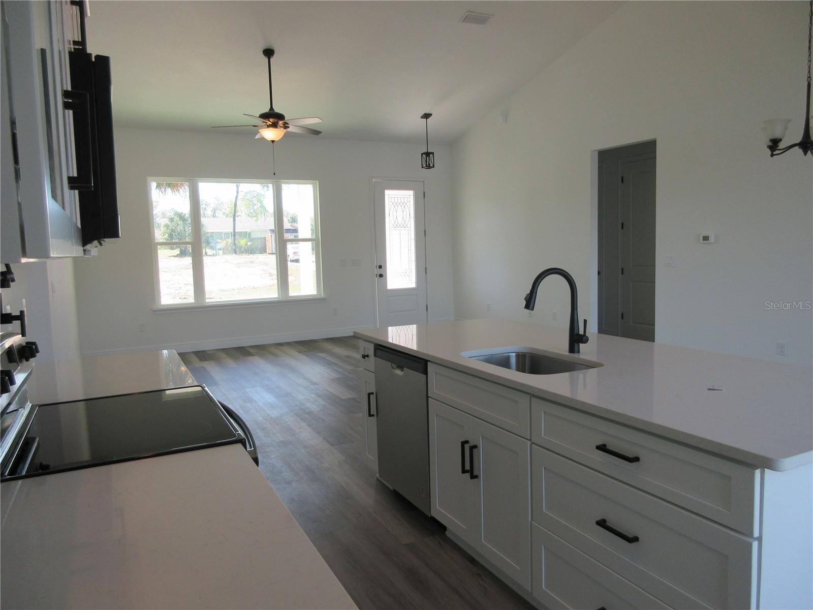 13055 NE 7TH LOOP, SILVER SPRINGS, FL, 34488