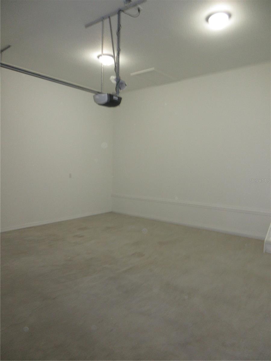 13055 NE 7TH LOOP, SILVER SPRINGS, FL, 34488