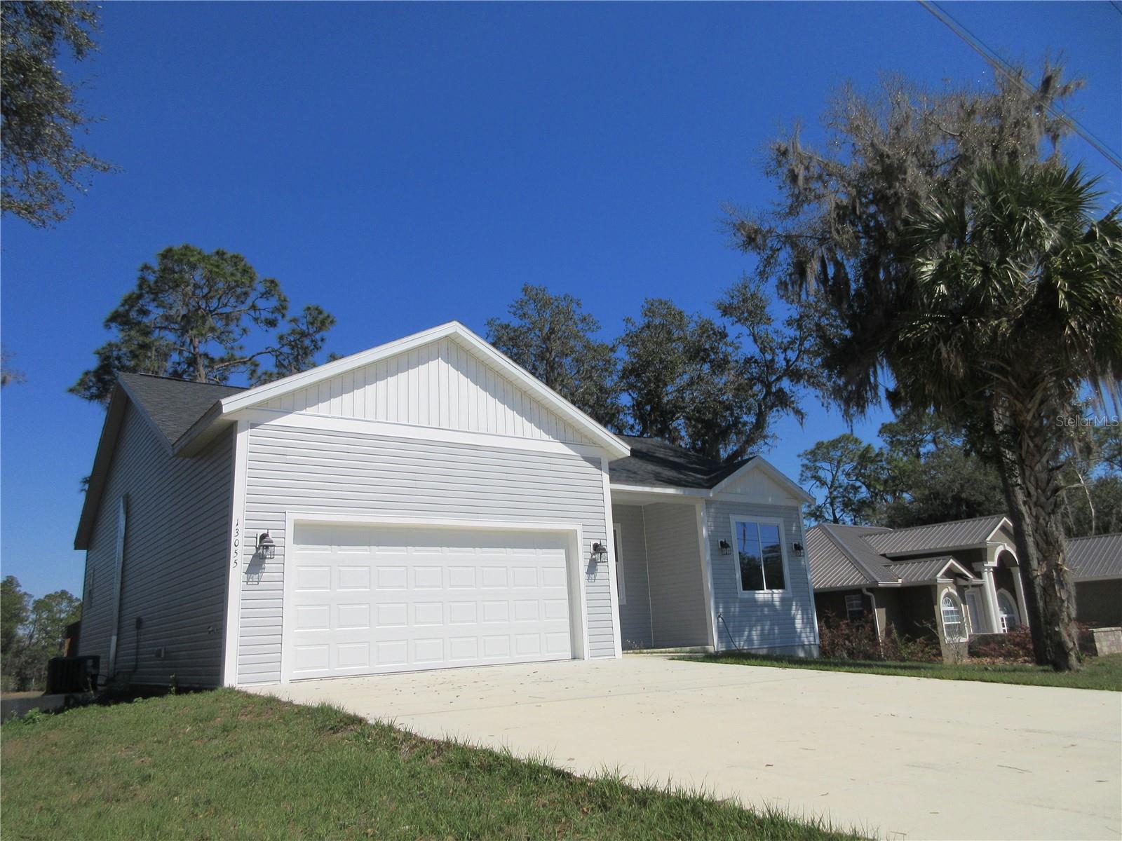 13055 NE 7TH LOOP, SILVER SPRINGS, FL, 34488