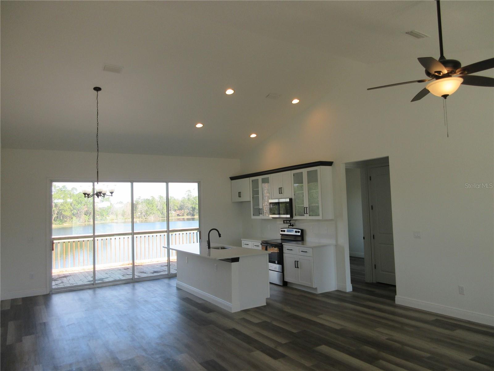 13055 NE 7TH LOOP, SILVER SPRINGS, FL, 34488