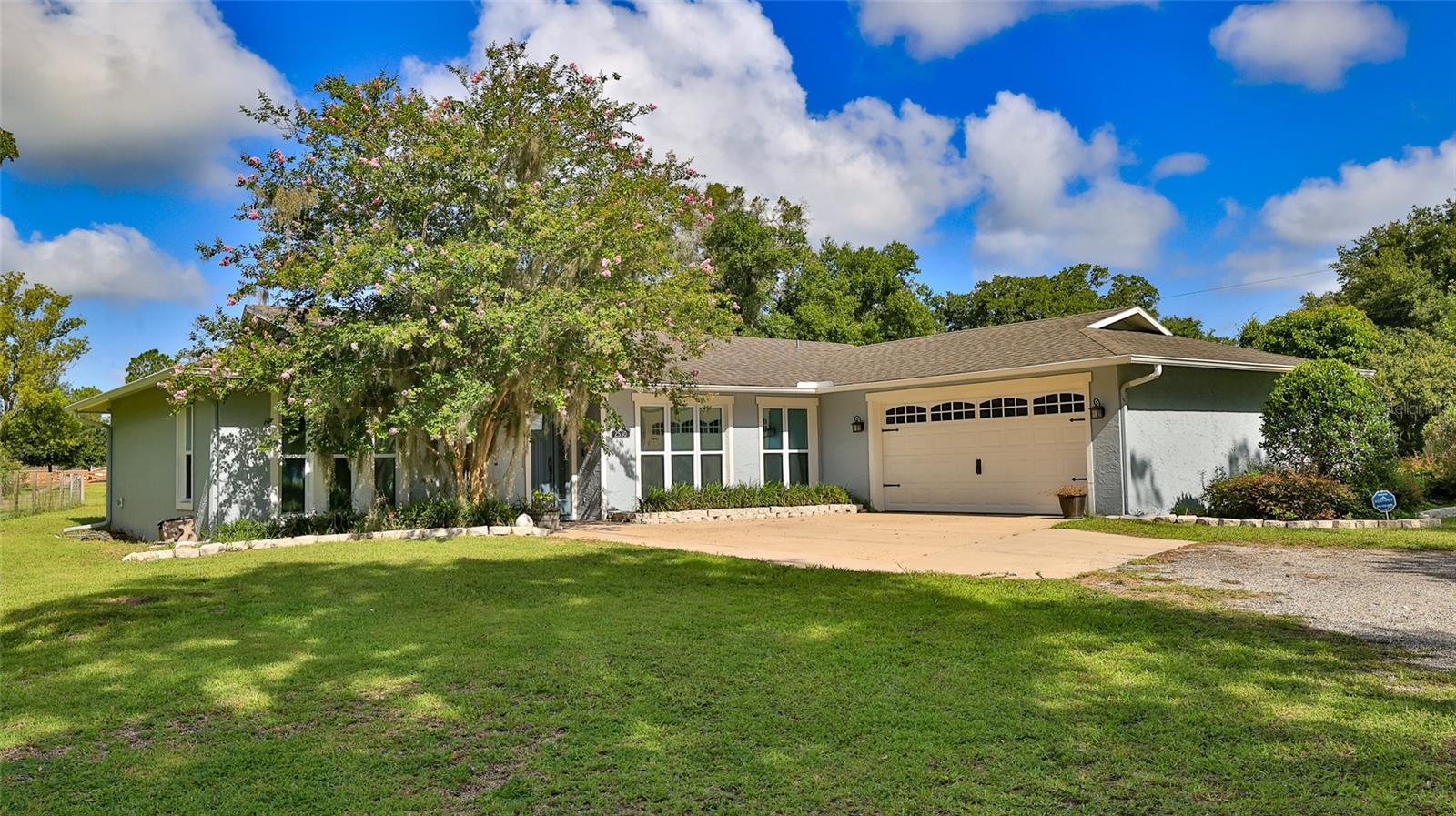 2530 E NEW YORK AVE, DELAND, FL, 32724