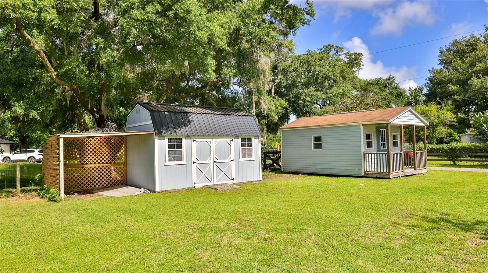 2530 E NEW YORK AVE, DELAND, FL, 32724