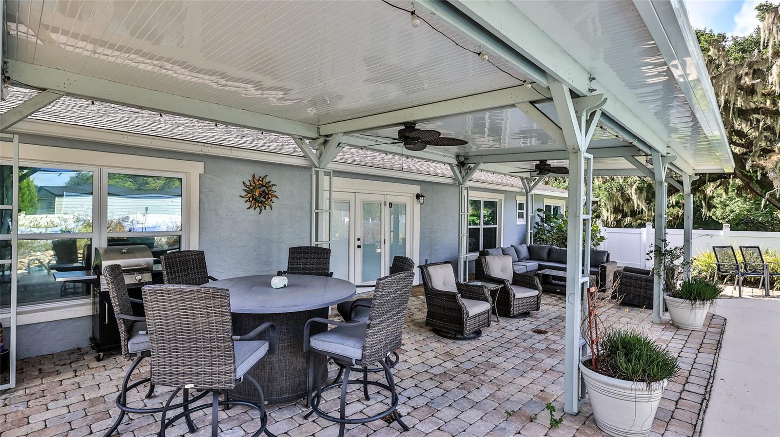 2530 E NEW YORK AVE, DELAND, FL, 32724