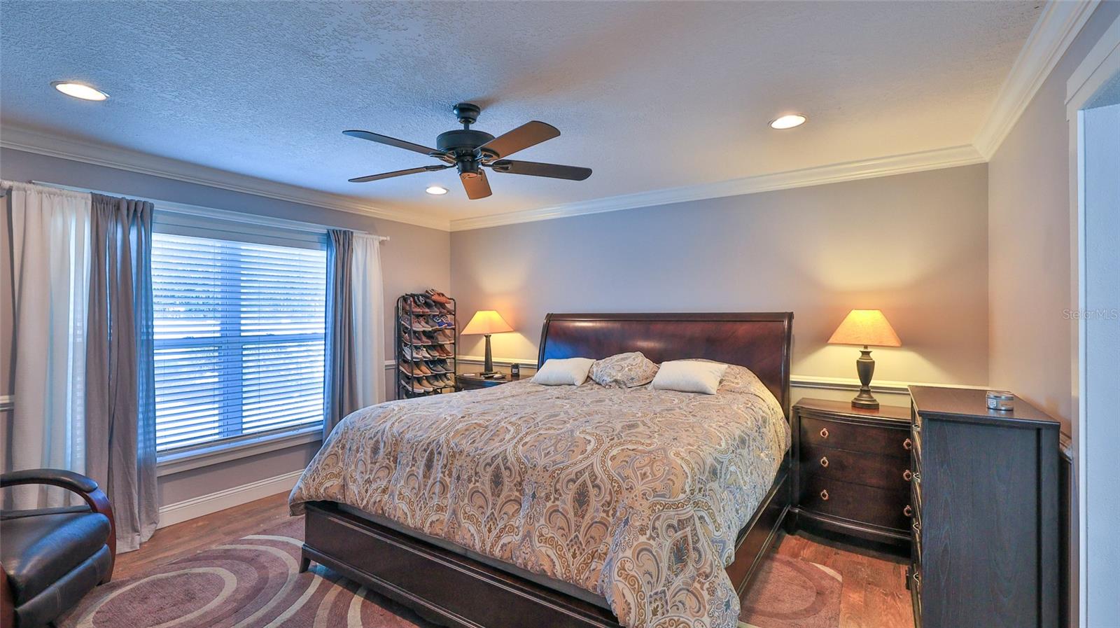 2530 E NEW YORK AVE, DELAND, FL, 32724