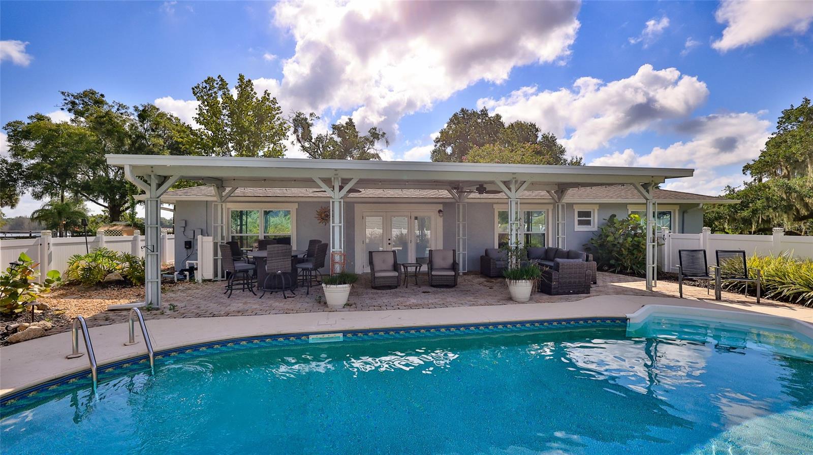 2530 E NEW YORK AVE, DELAND, FL, 32724