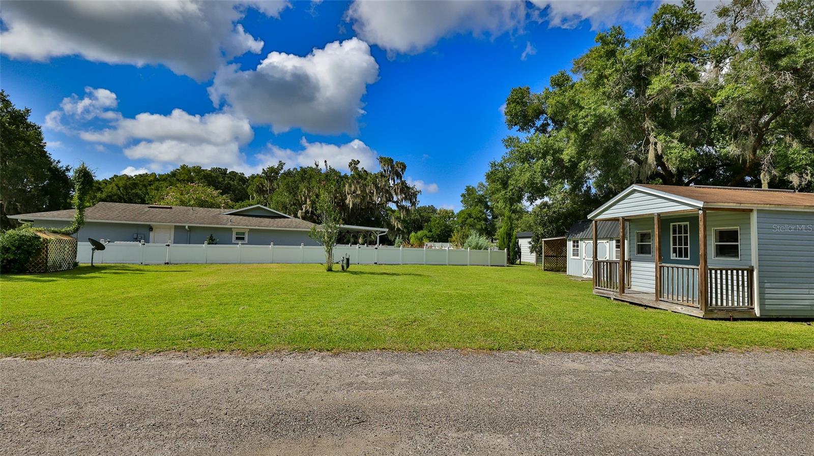 2530 E NEW YORK AVE, DELAND, FL, 32724