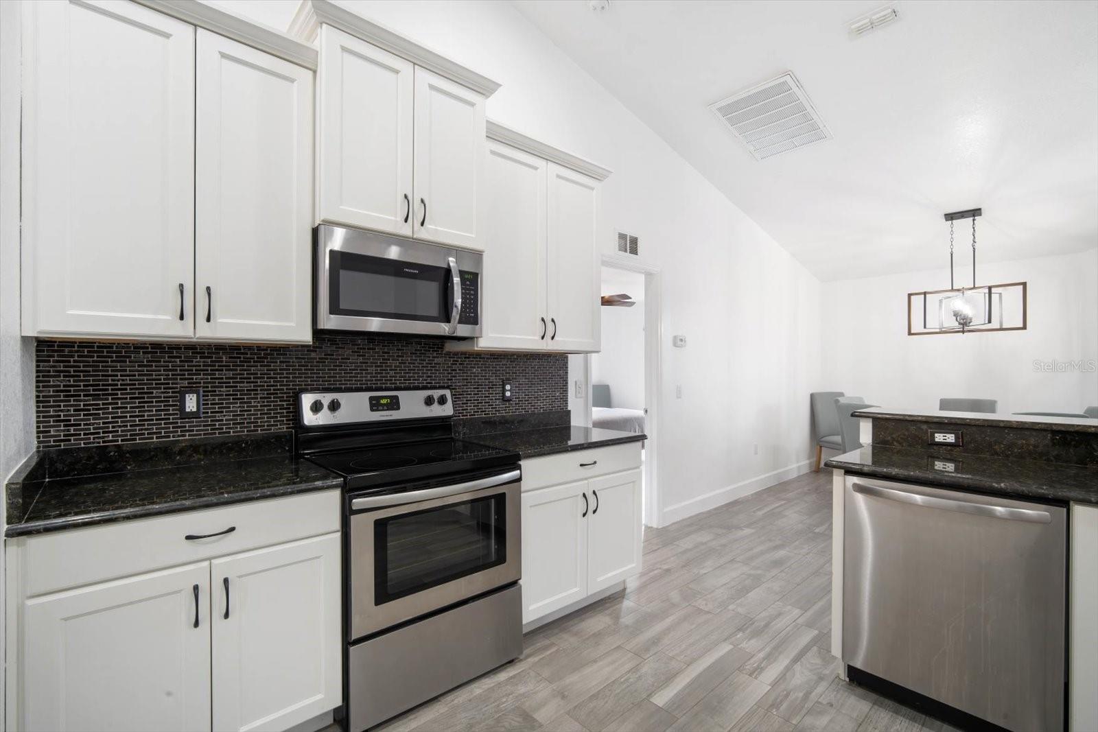 1295 EVERGREEN PARK CIR, LAKELAND, FL, 33813