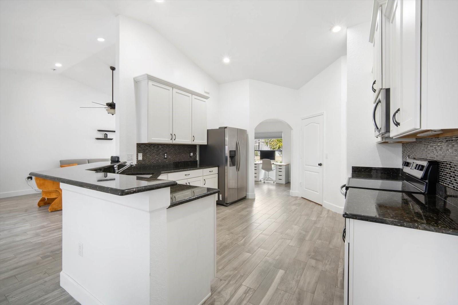 1295 EVERGREEN PARK CIR, LAKELAND, FL, 33813