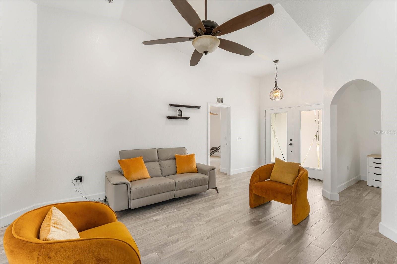 1295 EVERGREEN PARK CIR, LAKELAND, FL, 33813