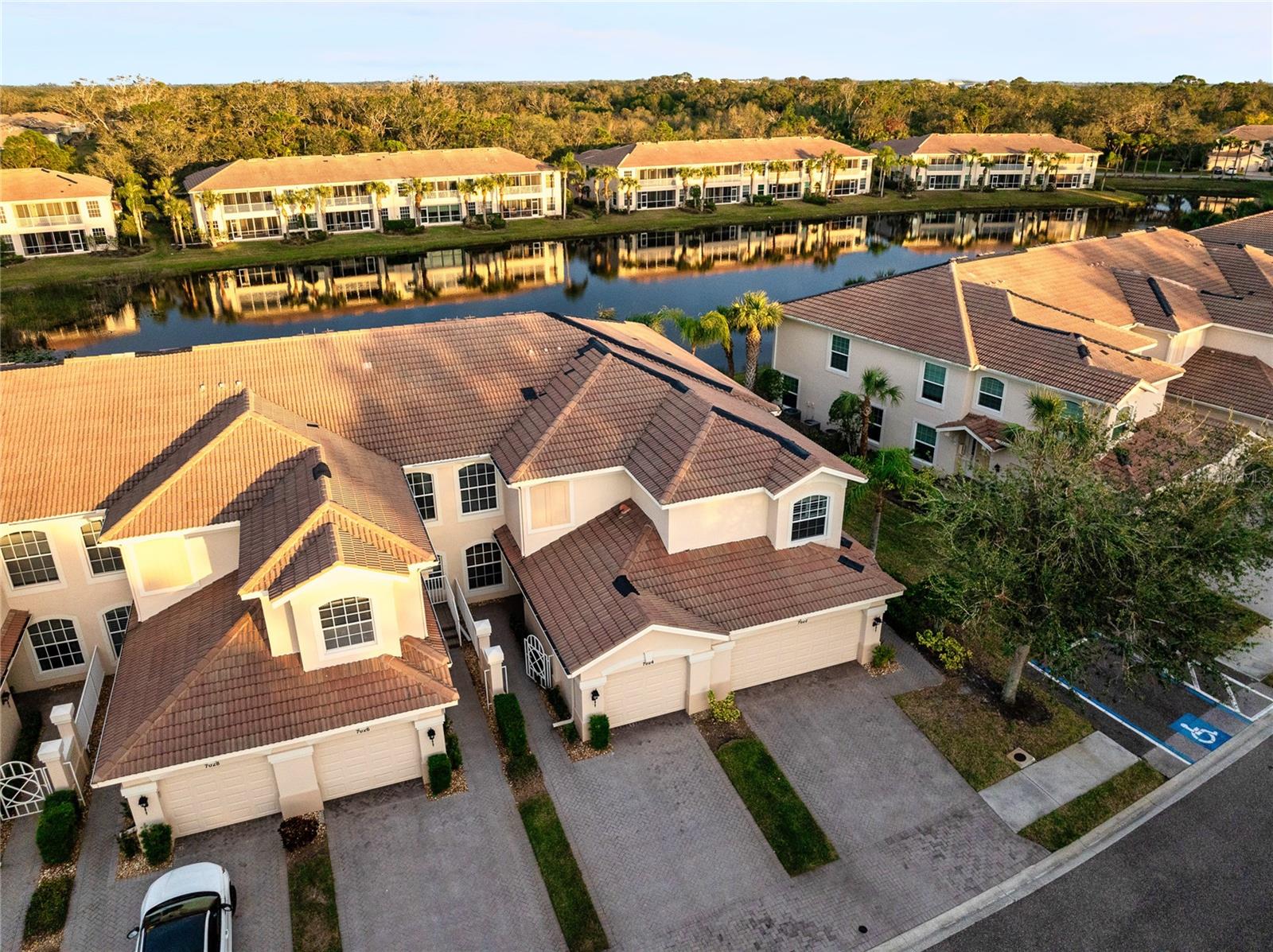 7022 PROSPERITY CIR #801, SARASOTA, FL, 34238