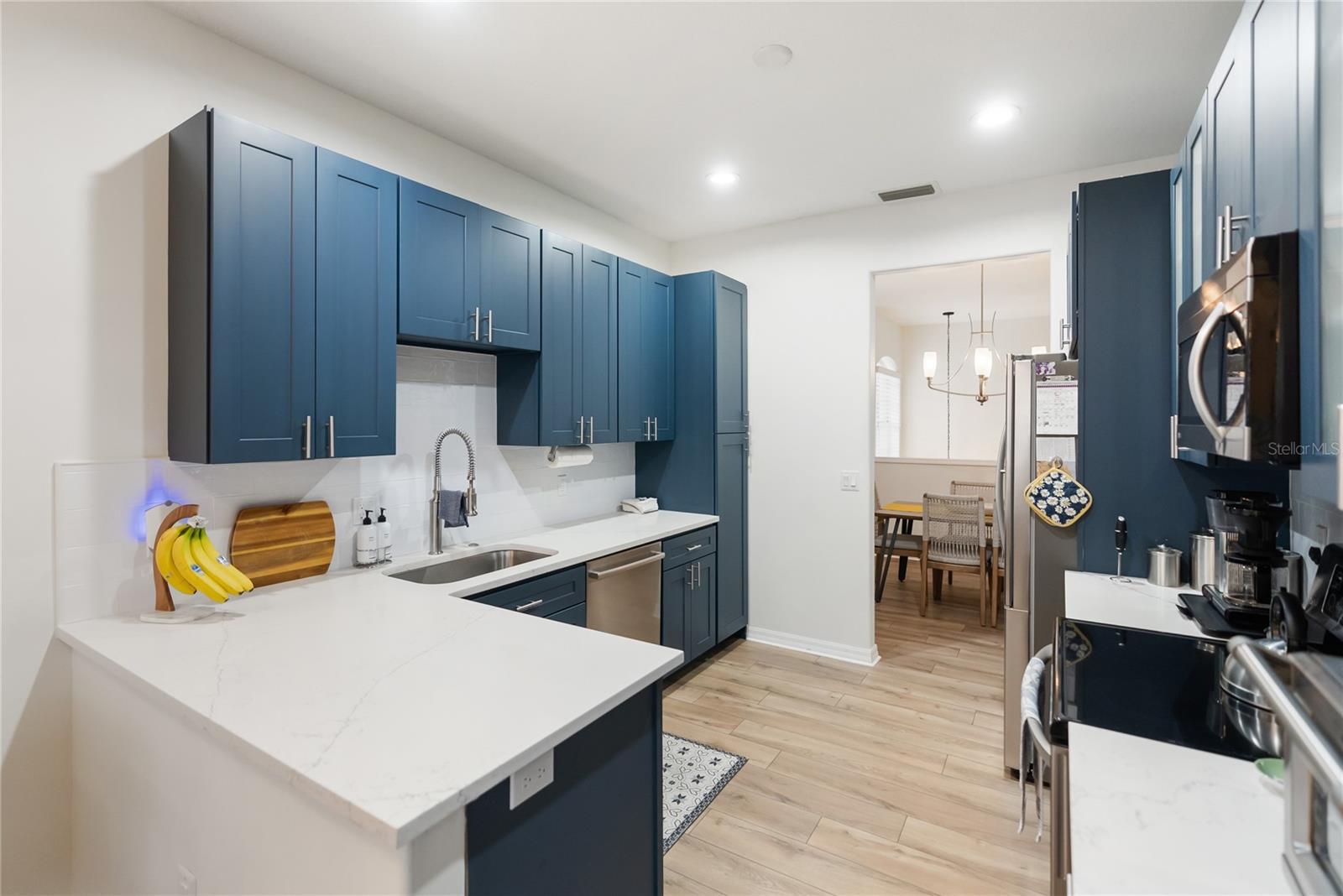 7022 PROSPERITY CIR #801, SARASOTA, FL, 34238