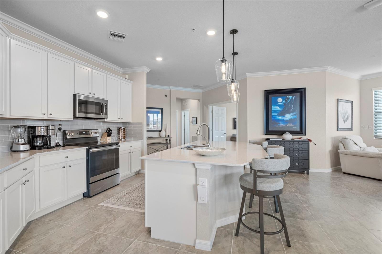 10058 CROOKED CREEK DR #201, VENICE, FL, 34293
