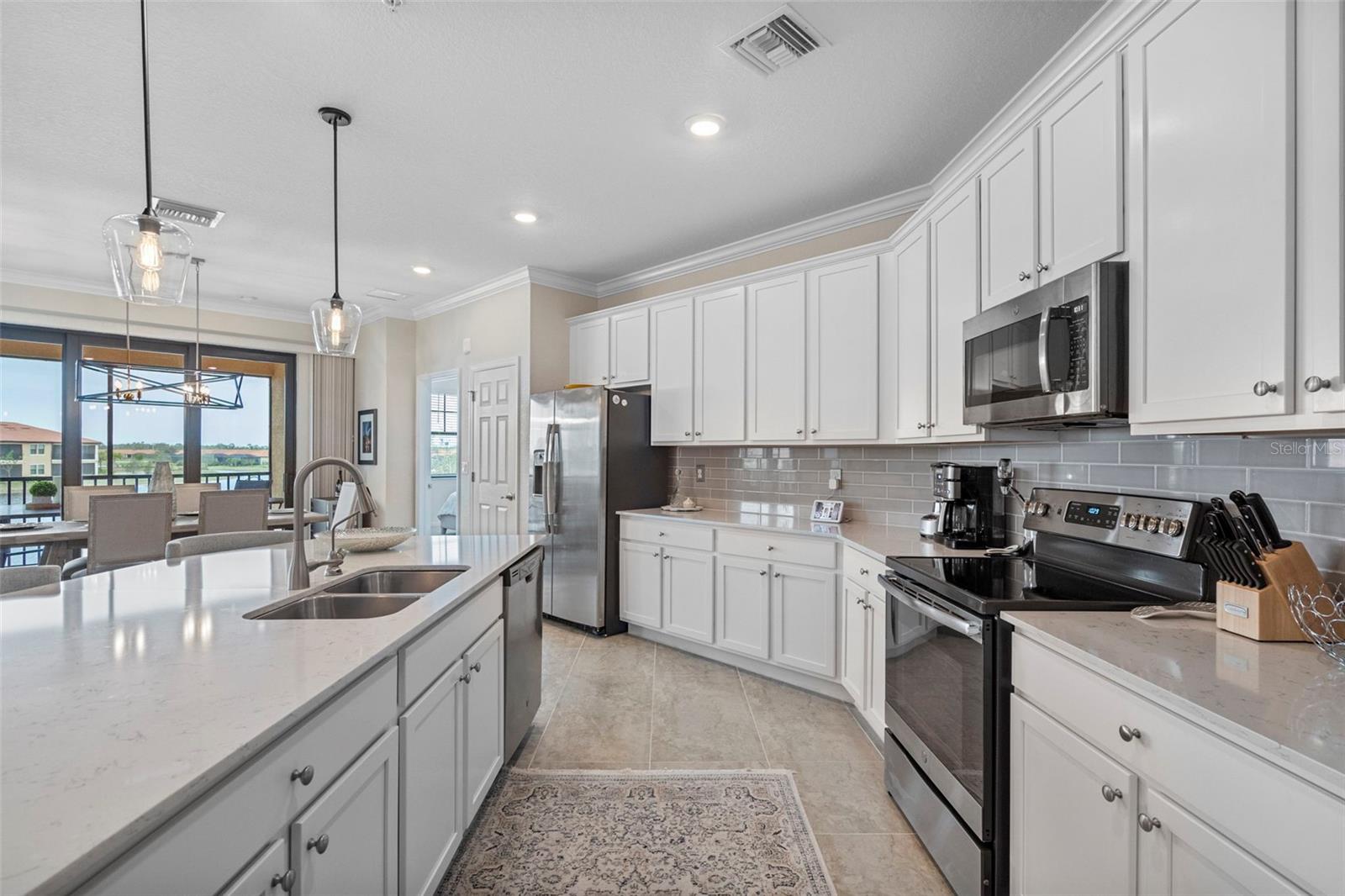 10058 CROOKED CREEK DR #201, VENICE, FL, 34293