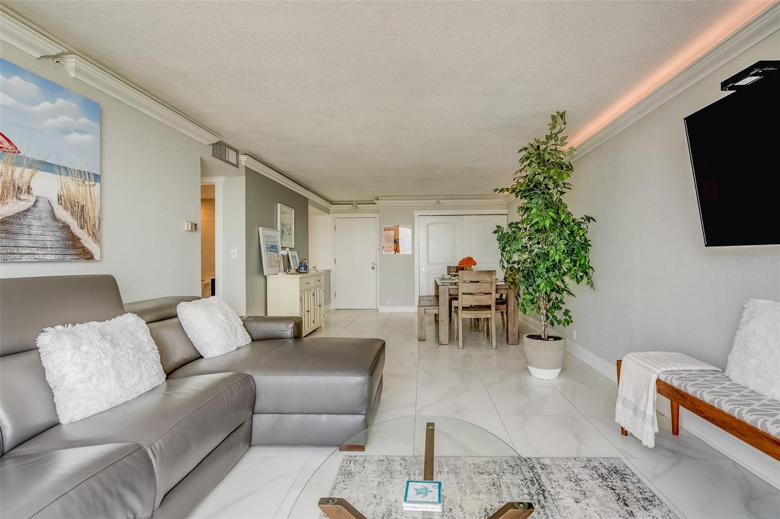255 DOLPHIN PT #1012, CLEARWATER BEACH, FL, 33767