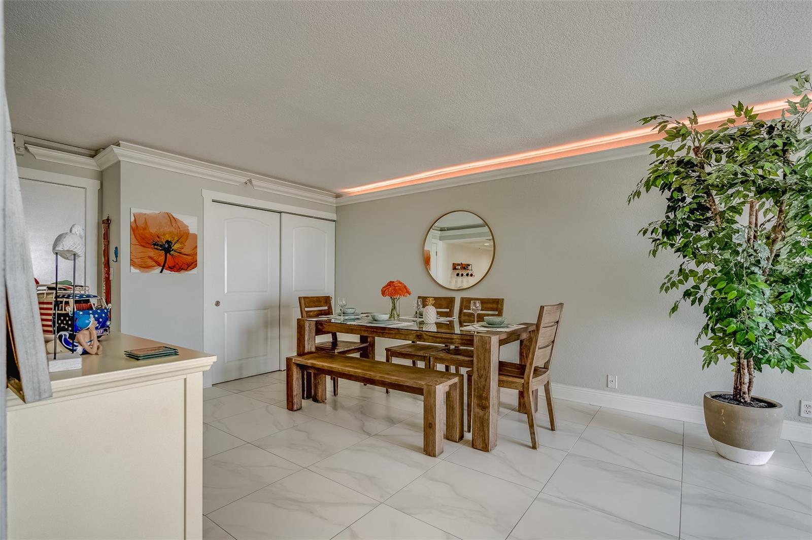 255 DOLPHIN PT #1012, CLEARWATER BEACH, FL, 33767