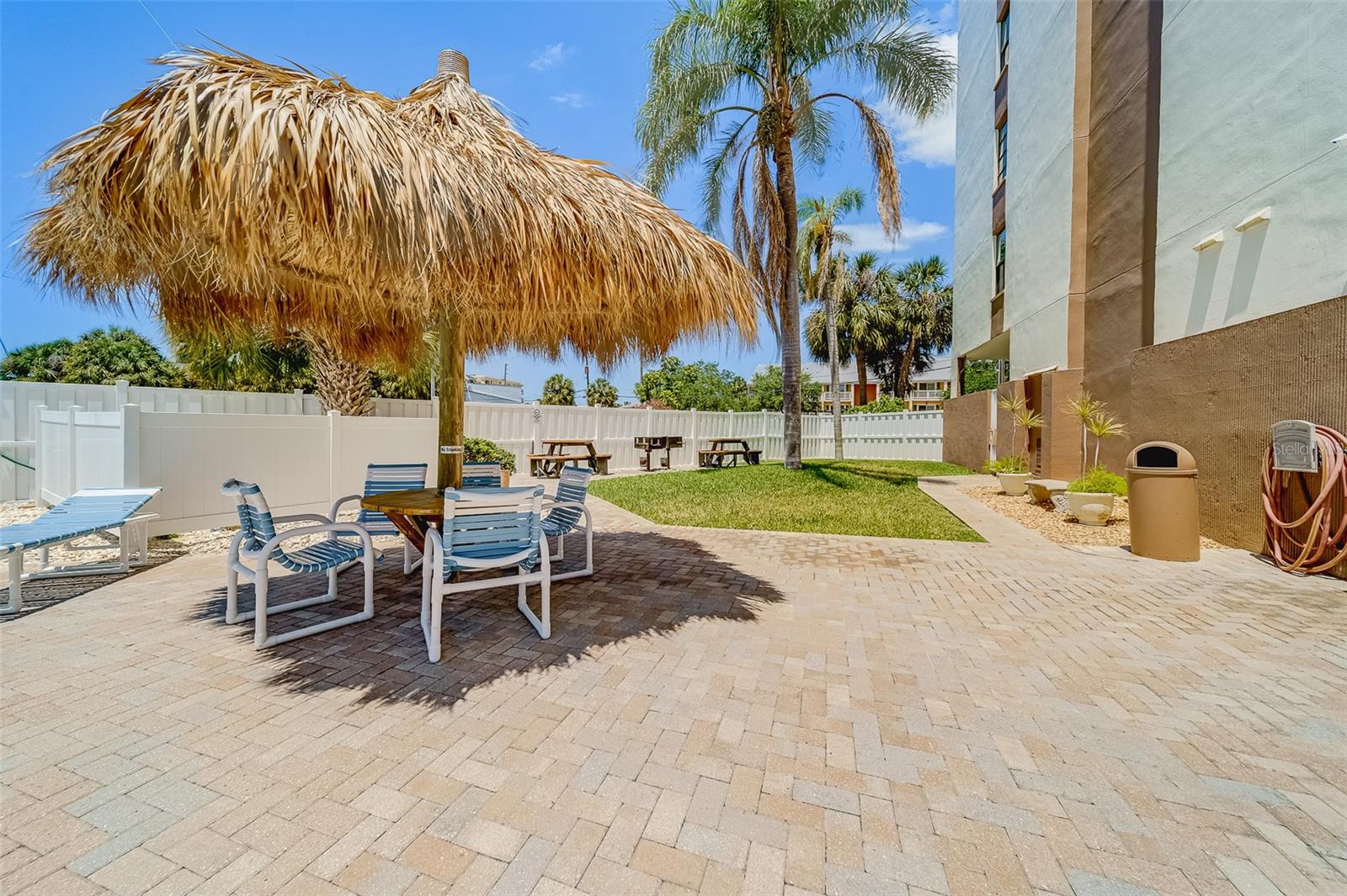 255 DOLPHIN PT #1012, CLEARWATER BEACH, FL, 33767