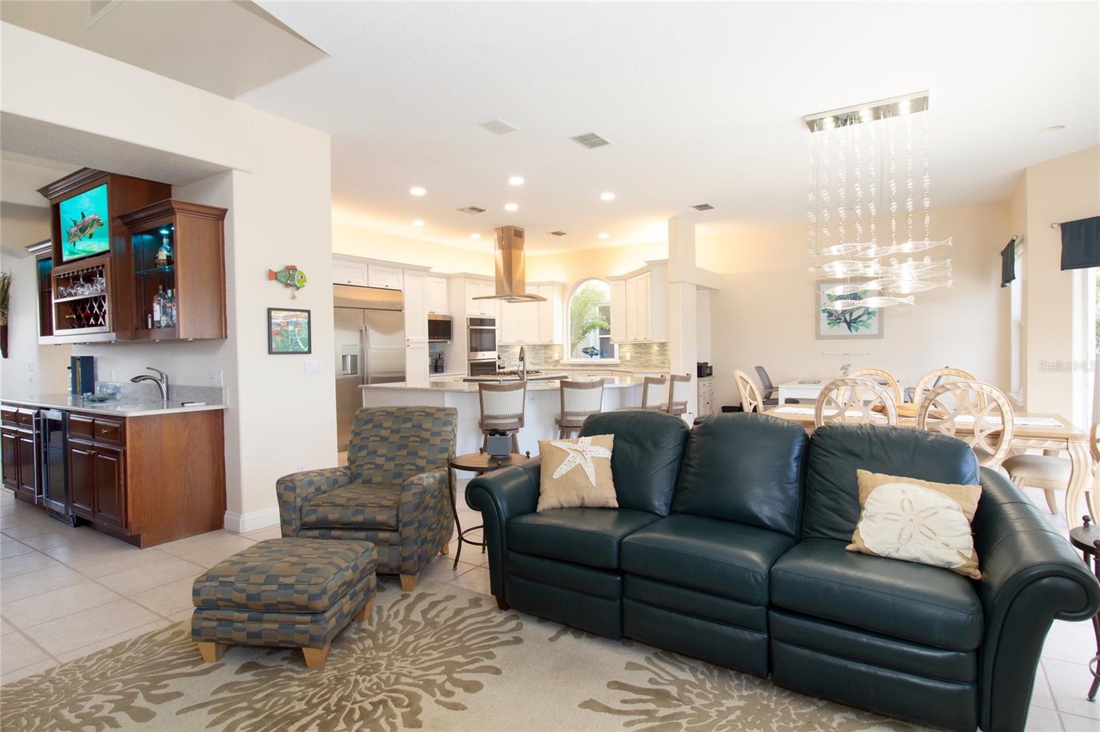 301 MIDWAY IS, CLEARWATER BEACH, FL, 33767