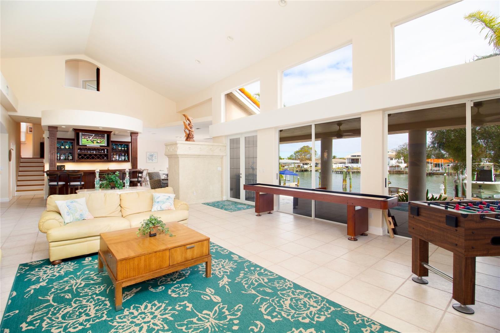 301 MIDWAY IS, CLEARWATER BEACH, FL, 33767
