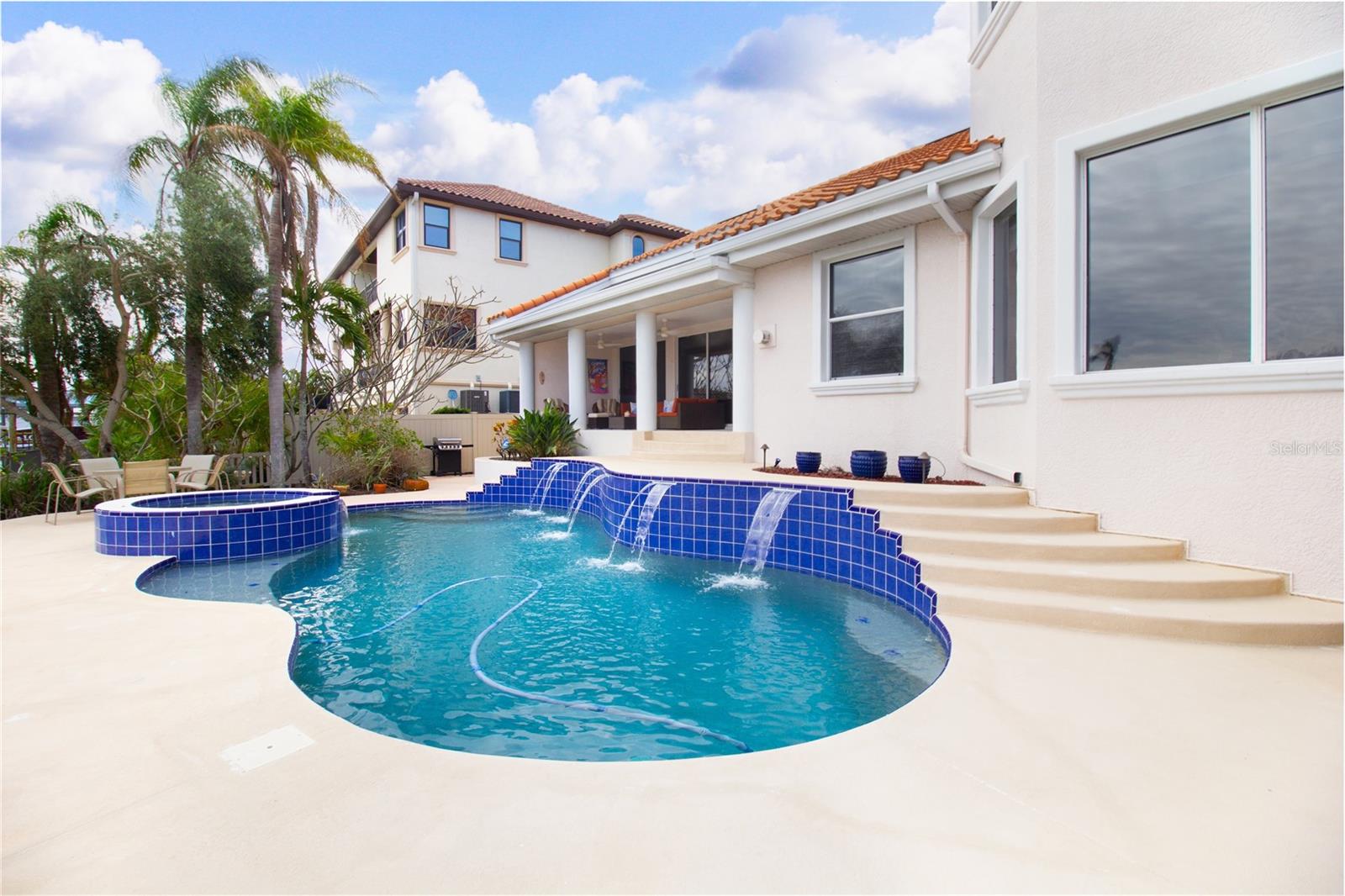 301 MIDWAY IS, CLEARWATER BEACH, FL, 33767