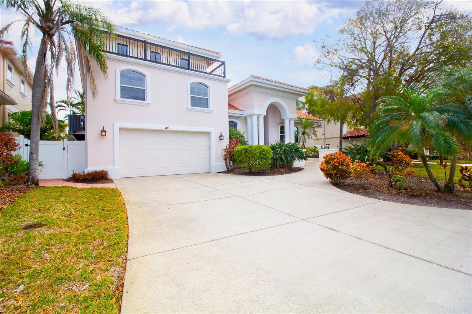 301 MIDWAY IS, CLEARWATER BEACH, FL, 33767
