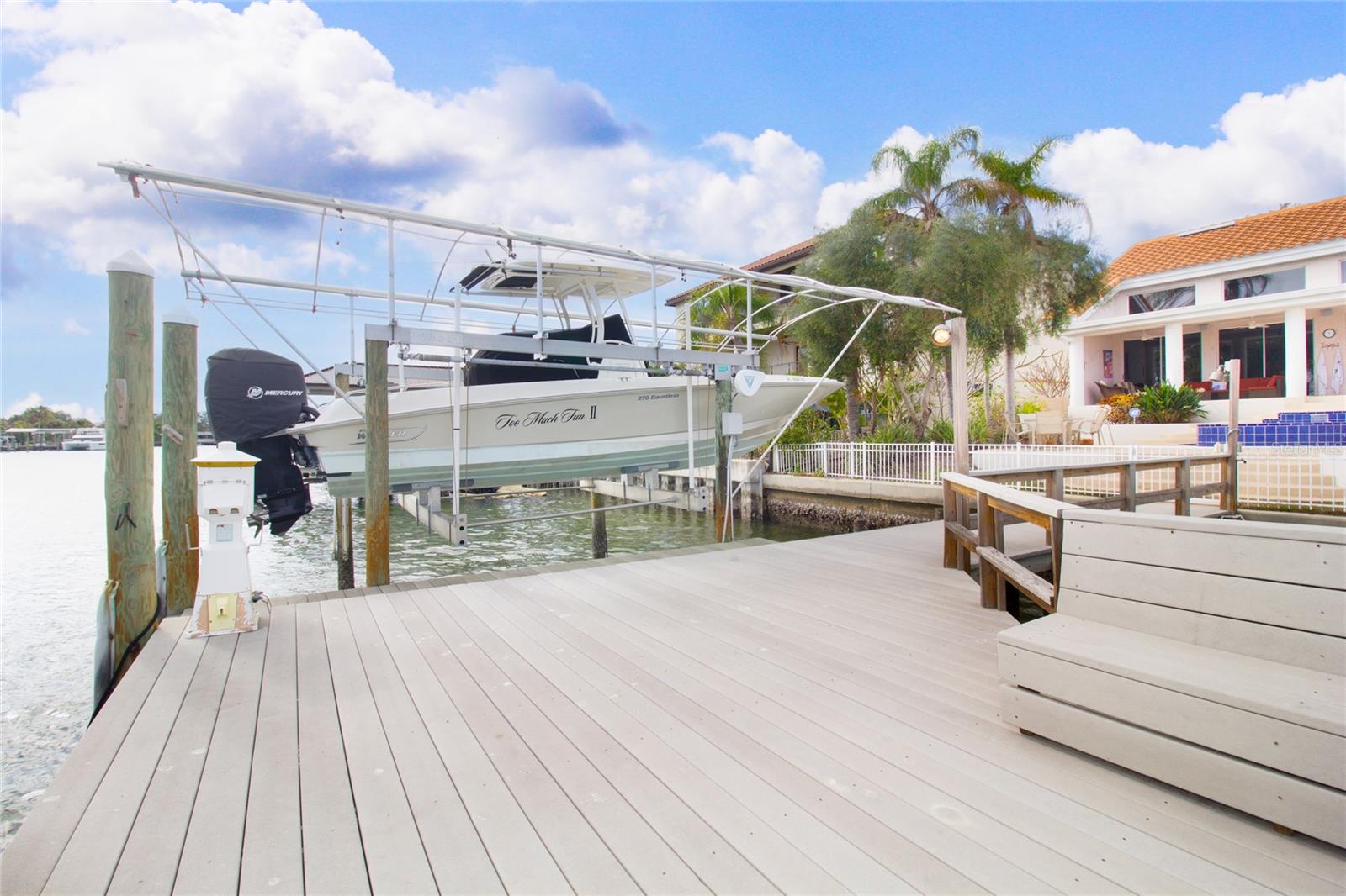 301 MIDWAY IS, CLEARWATER BEACH, FL, 33767