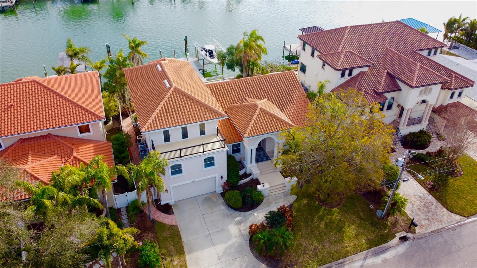 301 MIDWAY IS, CLEARWATER BEACH, FL, 33767