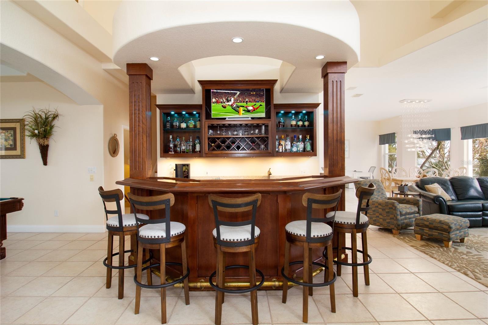 301 MIDWAY IS, CLEARWATER BEACH, FL, 33767