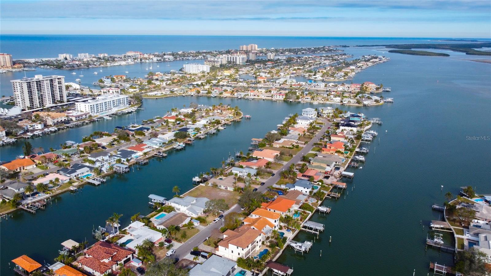 301 MIDWAY IS, CLEARWATER BEACH, FL, 33767