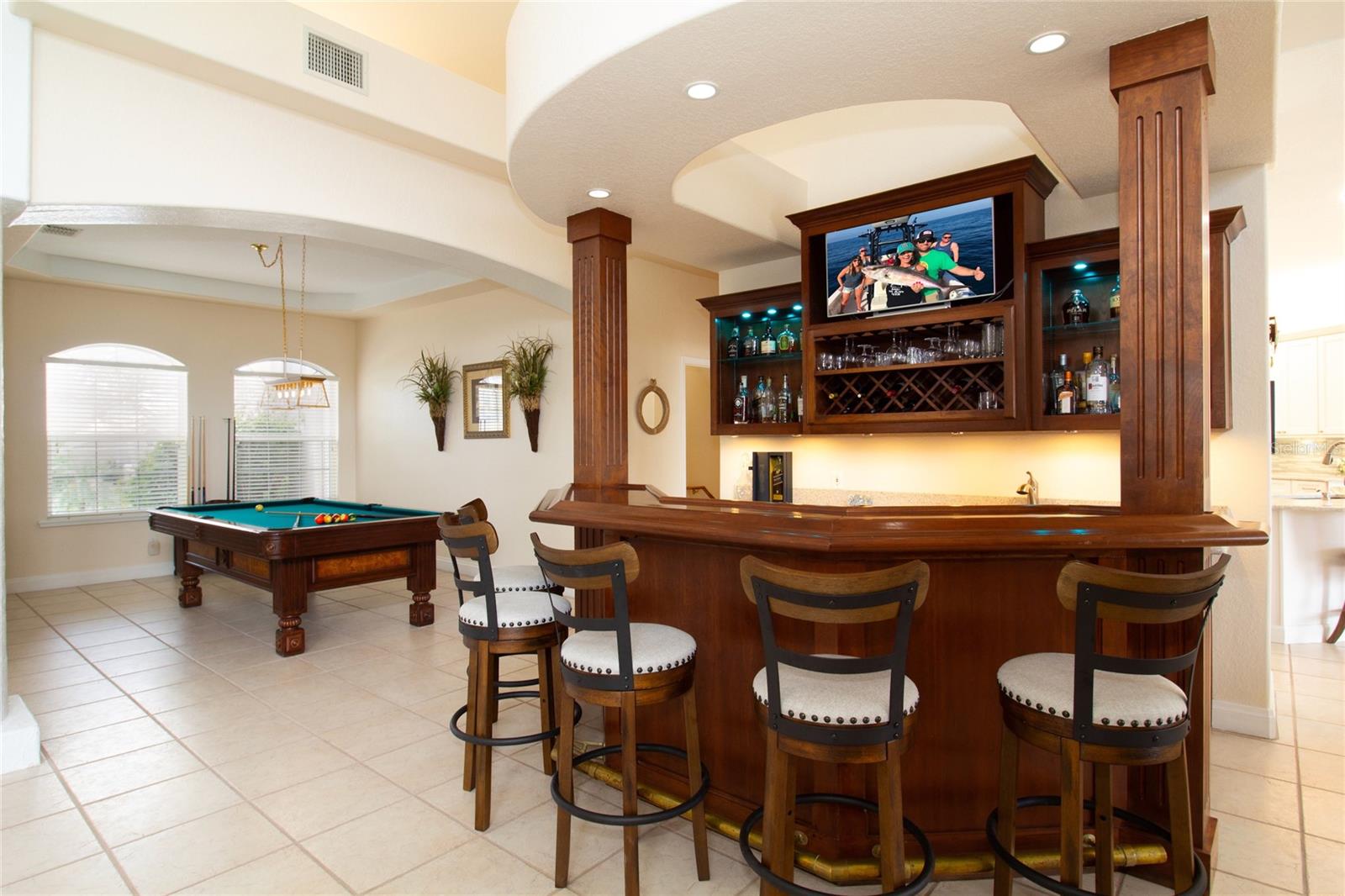 301 MIDWAY IS, CLEARWATER BEACH, FL, 33767