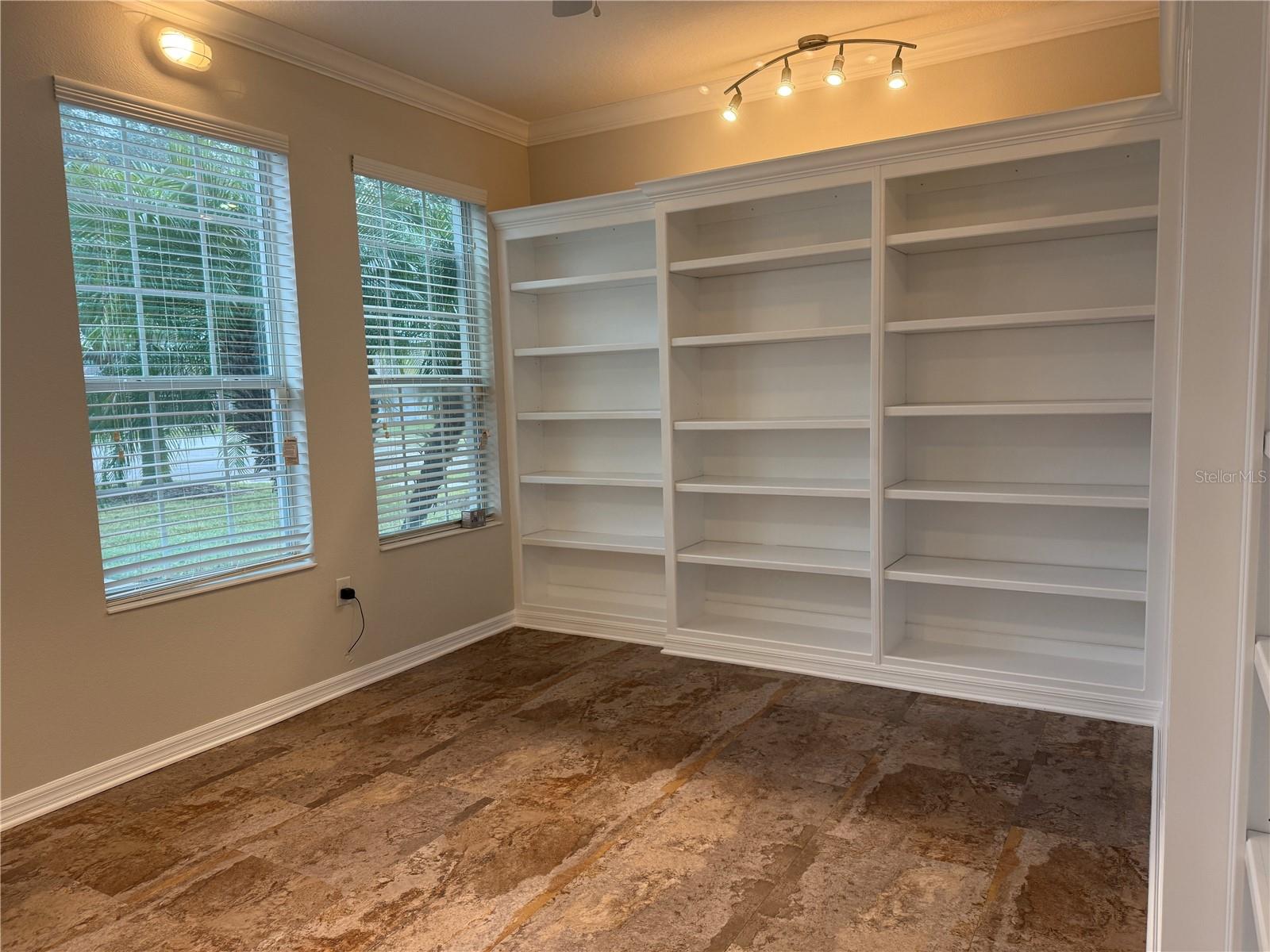 2402 MISTY COVE CIR, APOPKA, FL, 32712